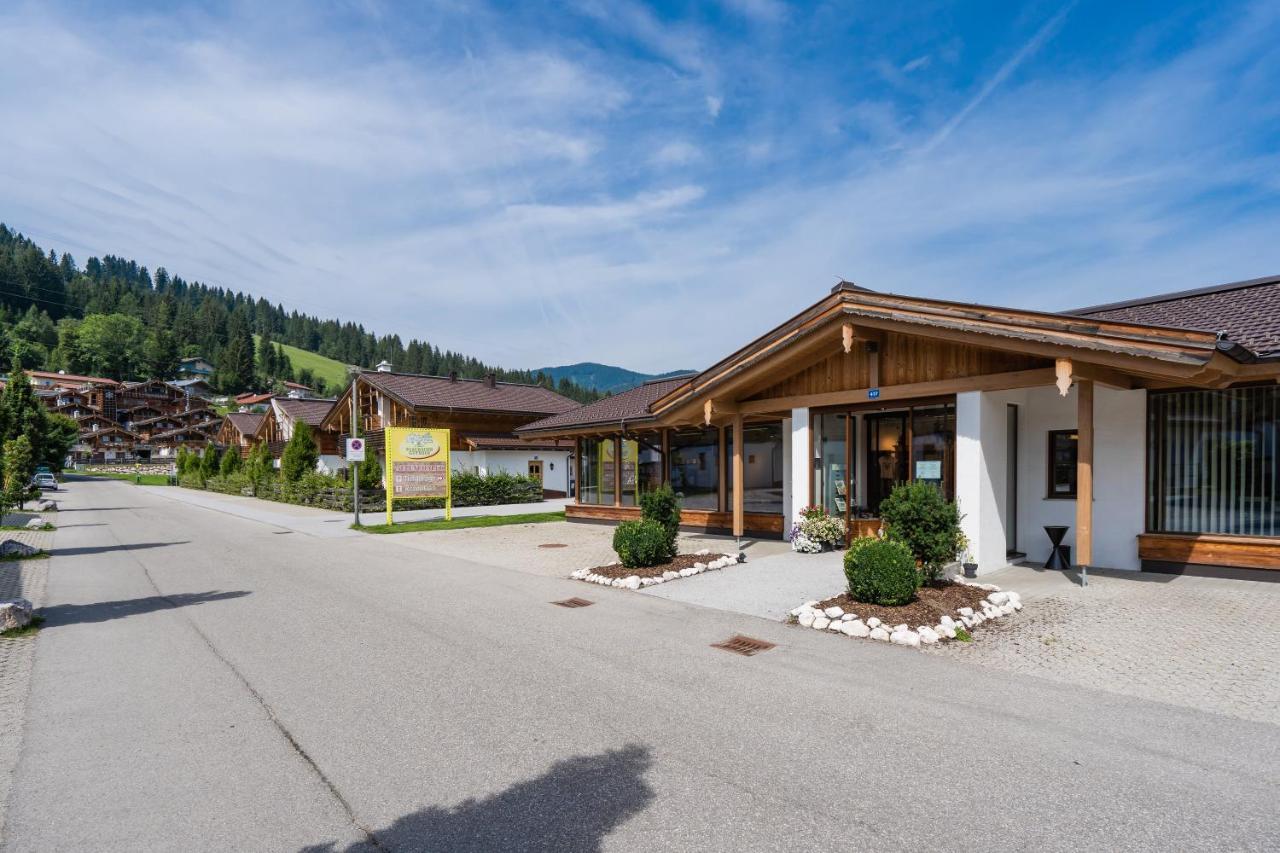Alpenchalets Flachauer Gutshof Exterior foto