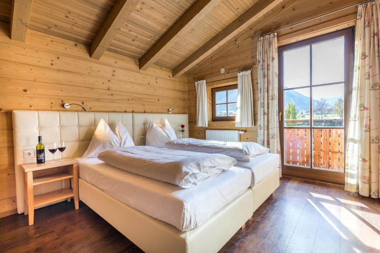Alpenchalets Flachauer Gutshof Exterior foto